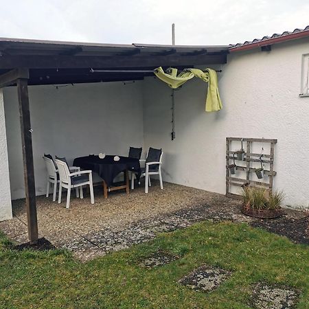 3 Zimmer Ferienwohnung Mit Eigenem Garten トロッシンゲン エクステリア 写真